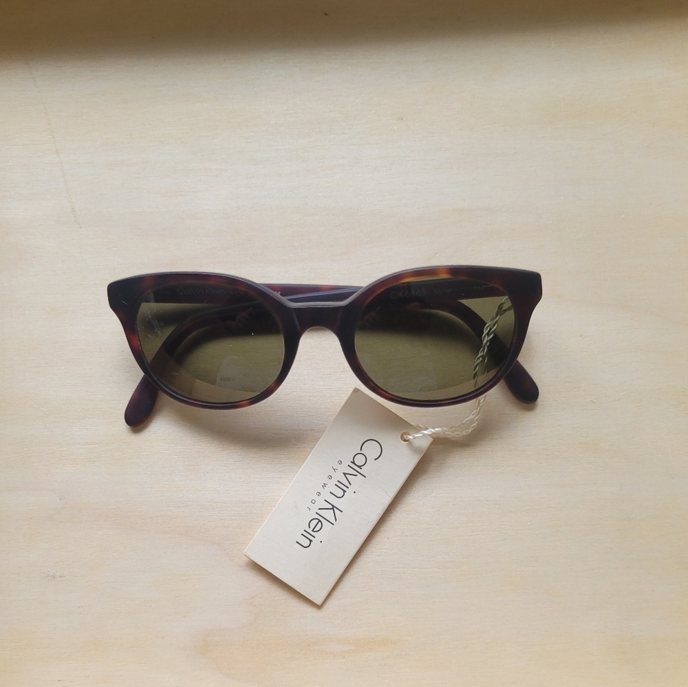 NWT KIDS Calvin Klein Tortoise Sunnies Sunglasses